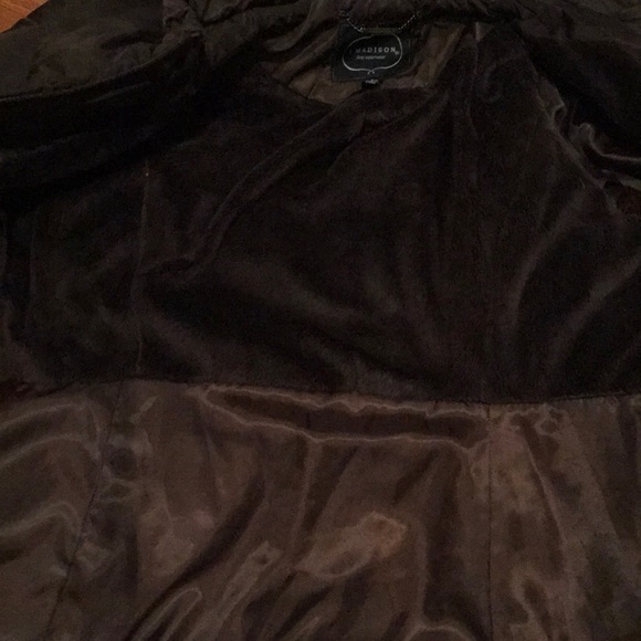 Brown warm coat with down insulation - Picture 7 of 8